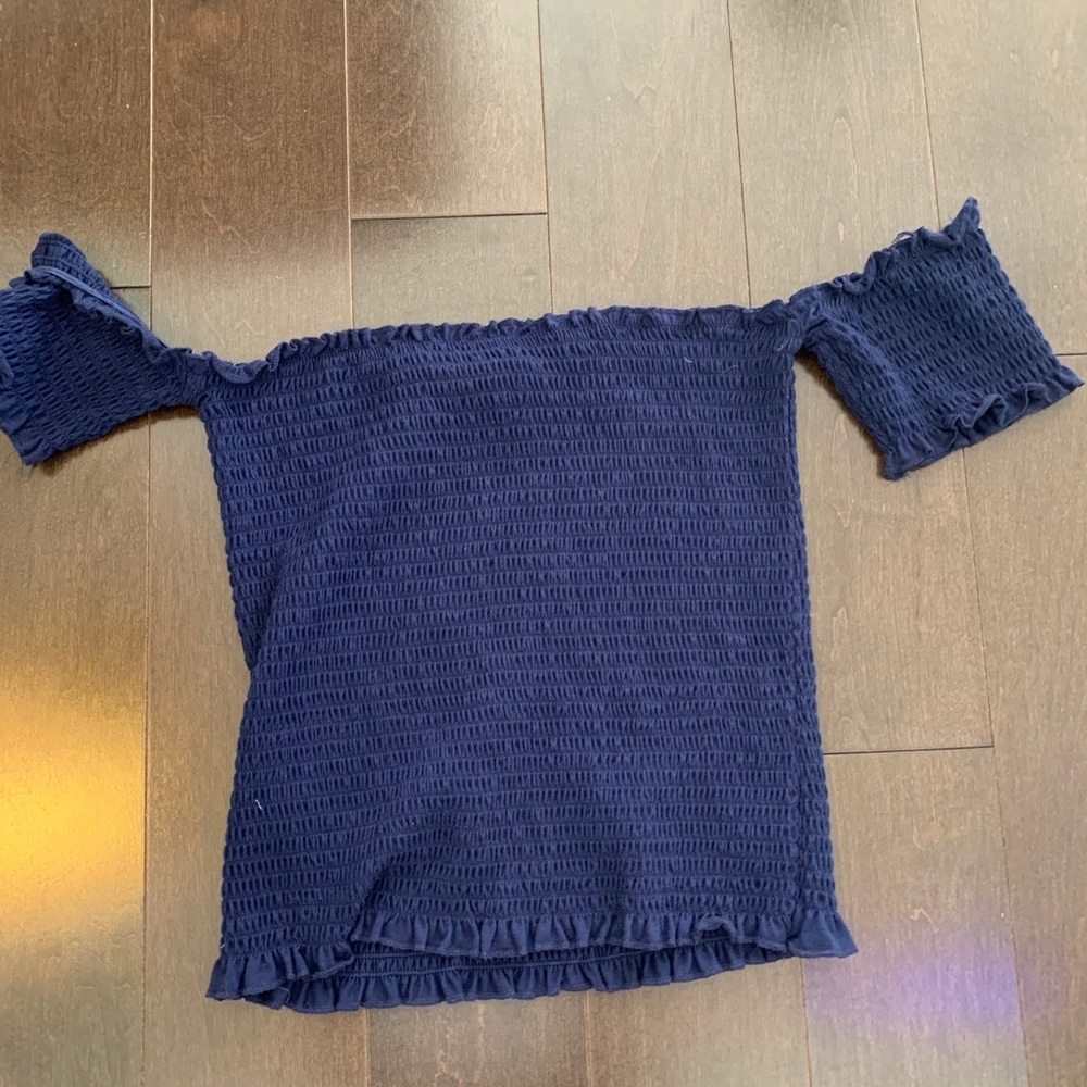 Ruffle off the shoulder JUNIORS TOP